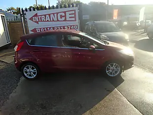 Used 2015 Ford Fiesta Zetec Red - Interior and Exterior details 4