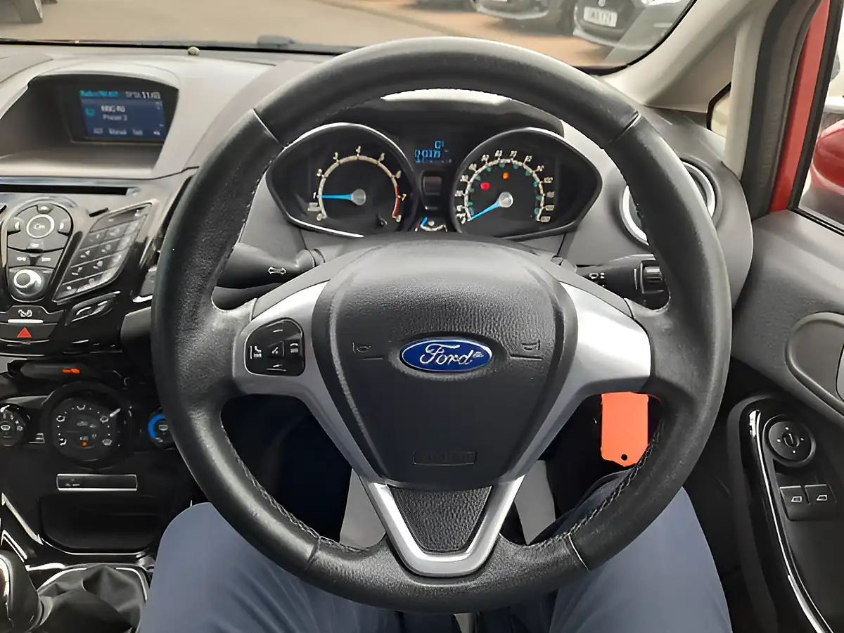 Used 2015 Ford Fiesta Zetec Red - Interior and Exterior details 19