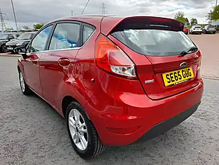 Used 2015 Ford Fiesta Zetec Red - Interior and Exterior details 5