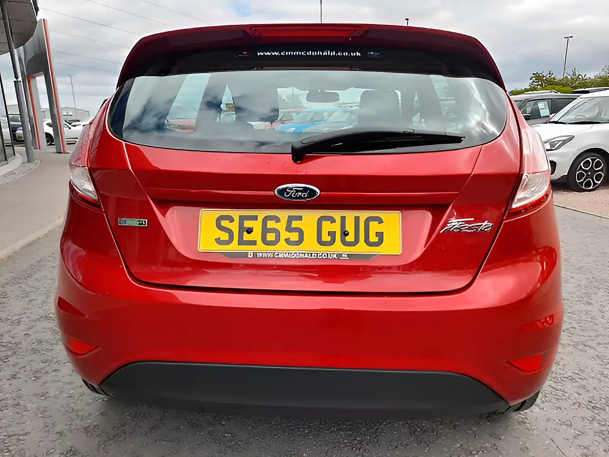 Used 2015 Ford Fiesta Zetec Red - Interior and Exterior details 6