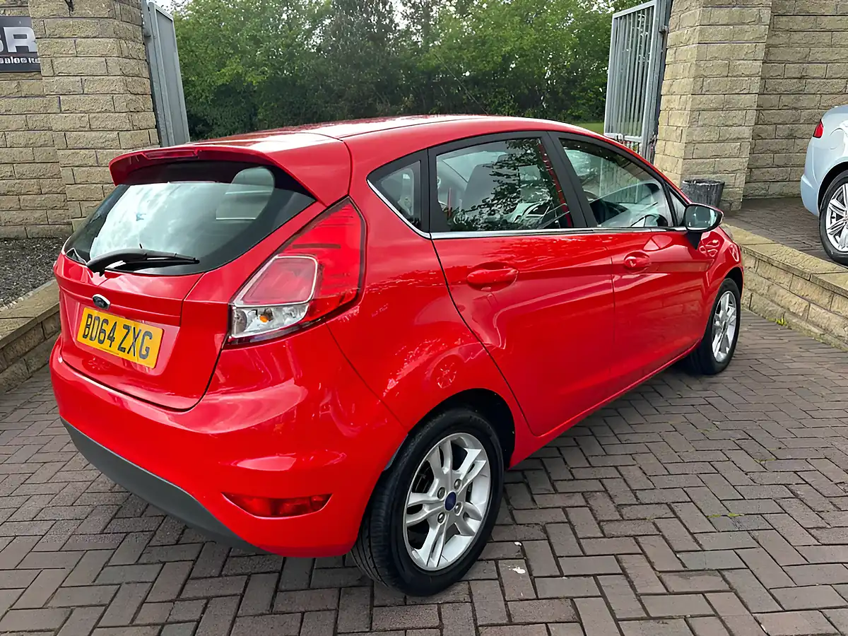 Used 2015 Ford Fiesta Zetec Red - Interior and Exterior details 12