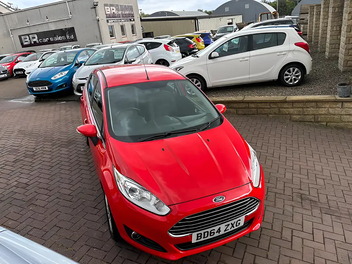 Used 2015 Ford Fiesta Zetec Red - Interior and Exterior details 16