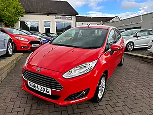 Used 2015 Ford Fiesta Zetec Red - Interior and Exterior details 4