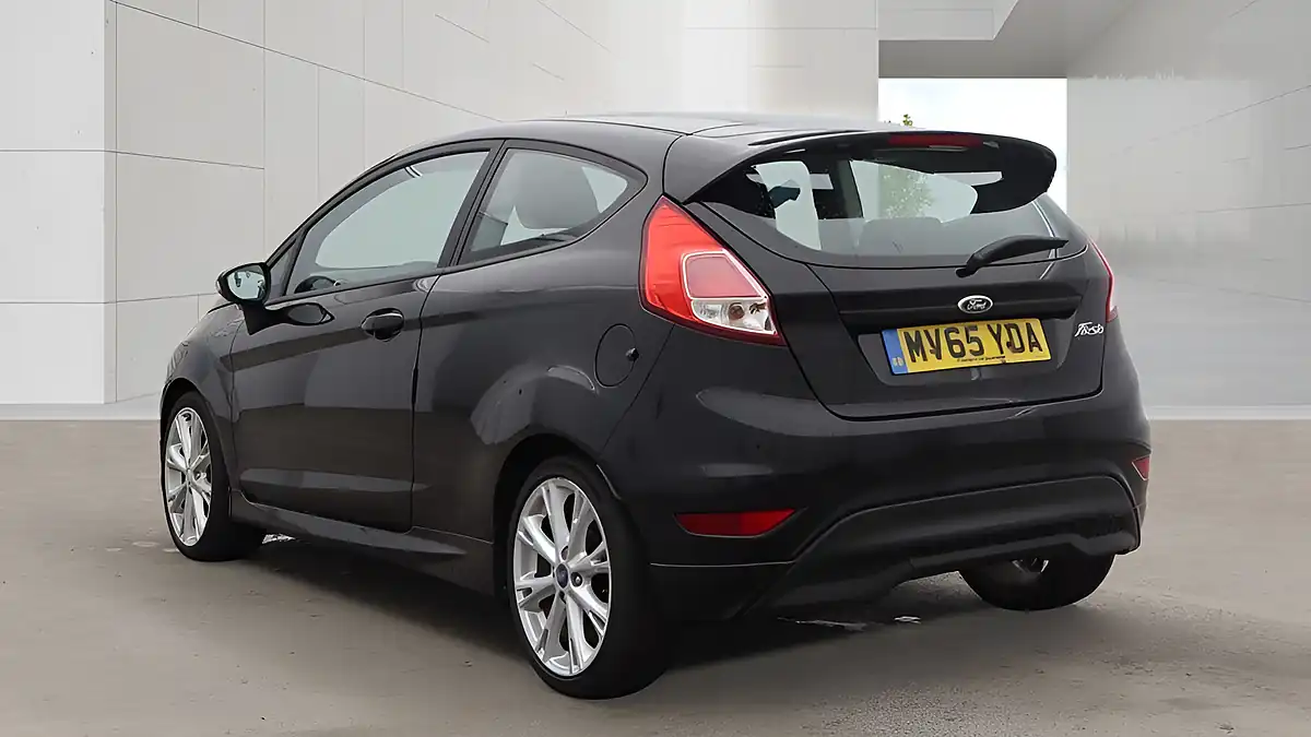 Used 2015 Ford Fiesta Zetec S Black - Interior and Exterior details 4