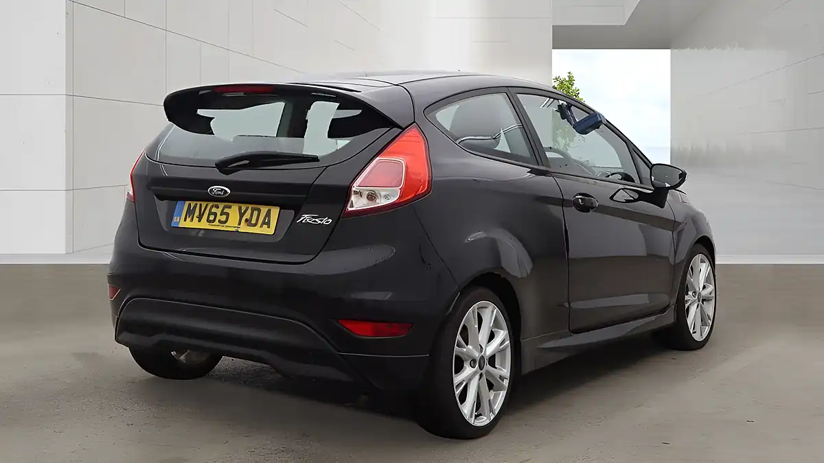 Used 2015 Ford Fiesta Zetec S Black - Interior and Exterior details 5