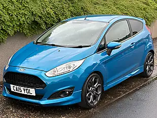 Used 2015 Ford Fiesta Zetec S Blue - Interior and Exterior details 11