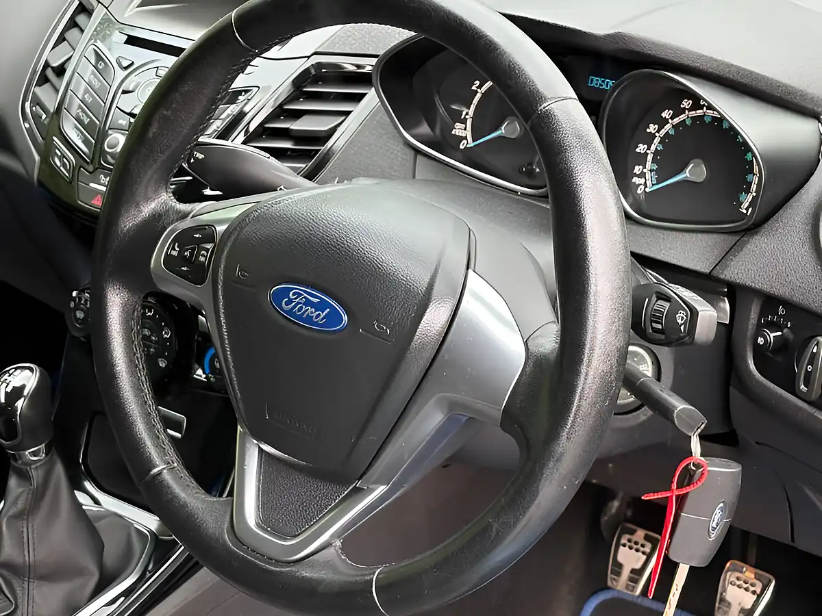 Used 2015 Ford Fiesta Zetec S Blue - Interior and Exterior details 15
