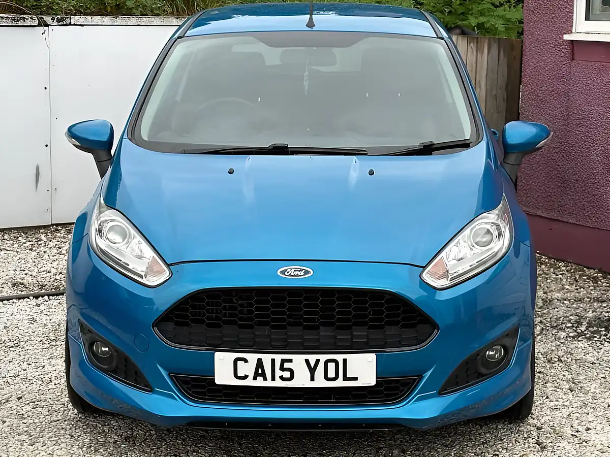 Used 2015 Ford Fiesta Zetec S Blue - Interior and Exterior details 17