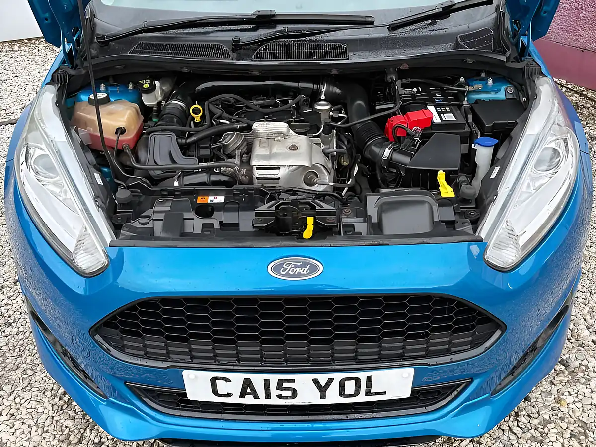 Used 2015 Ford Fiesta Zetec S Blue - Interior and Exterior details 19