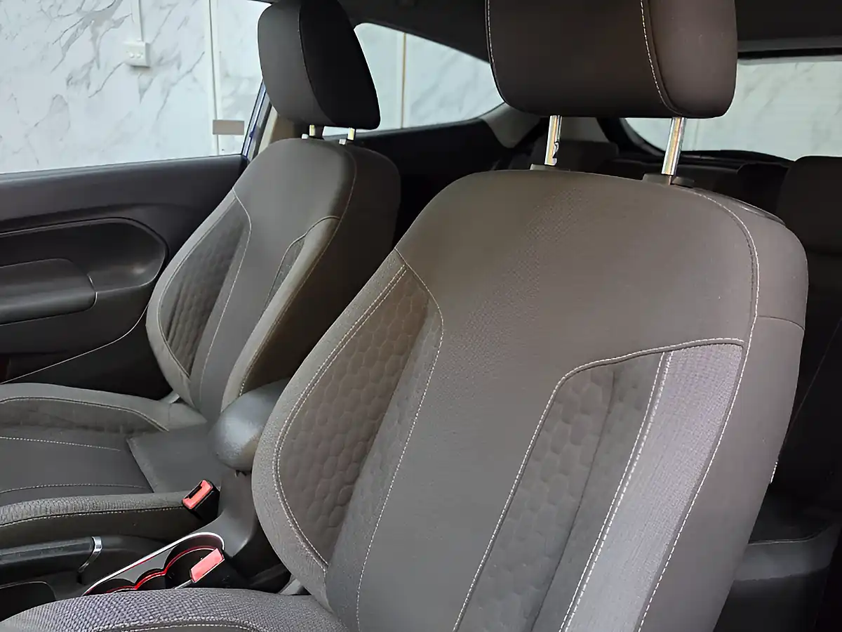 Used 2015 Ford Fiesta Zetec S Blue - Interior and Exterior details 14
