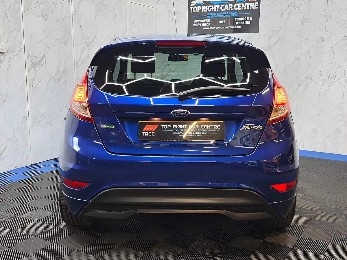 Used 2015 Ford Fiesta Zetec S Blue - Interior and Exterior details 6