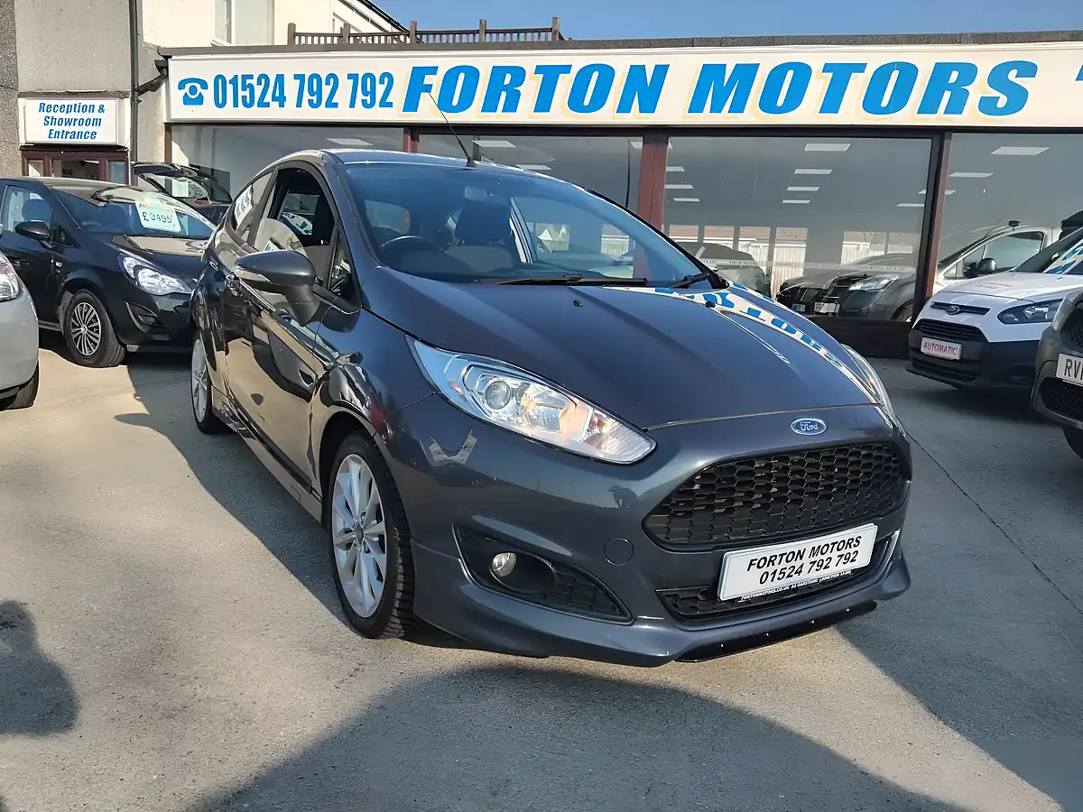 Used 2015 Ford Fiesta Zetec S Grey - Interior and Exterior details 2