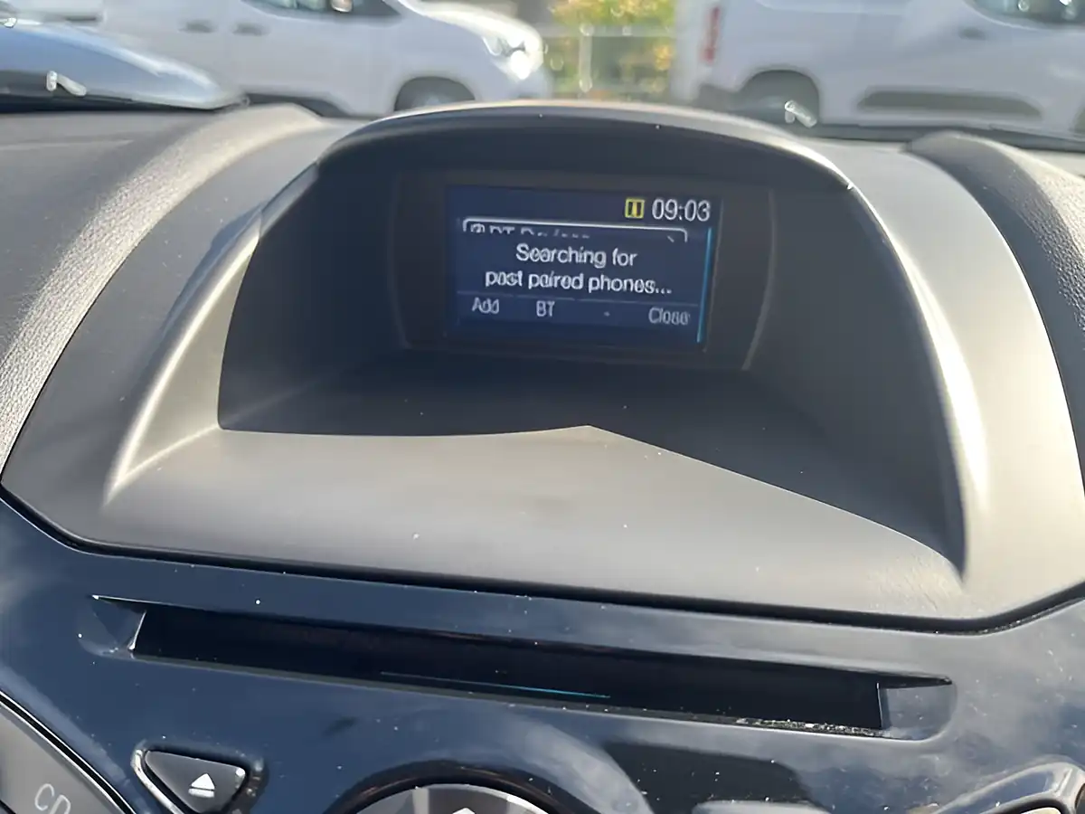 Used 2015 Ford Fiesta Zetec S Red - Interior and Exterior details 12