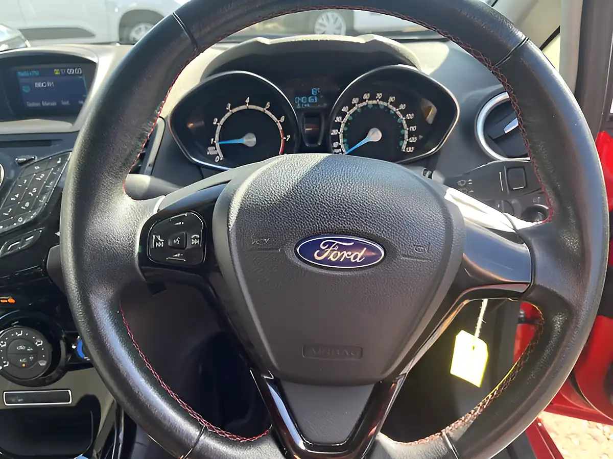 Used 2015 Ford Fiesta Zetec S Red - Interior and Exterior details 14