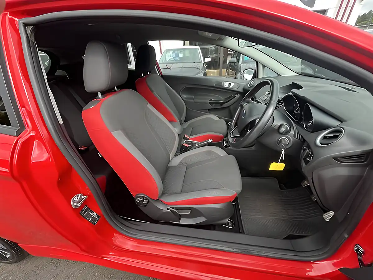 Used 2015 Ford Fiesta Zetec S Red - Interior and Exterior details 3