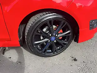 Used 2015 Ford Fiesta Zetec S Red - Interior and Exterior details 5