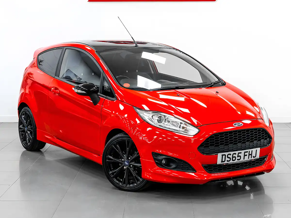 Used 2015 Ford Fiesta Zetec S Red - Interior and Exterior details 7