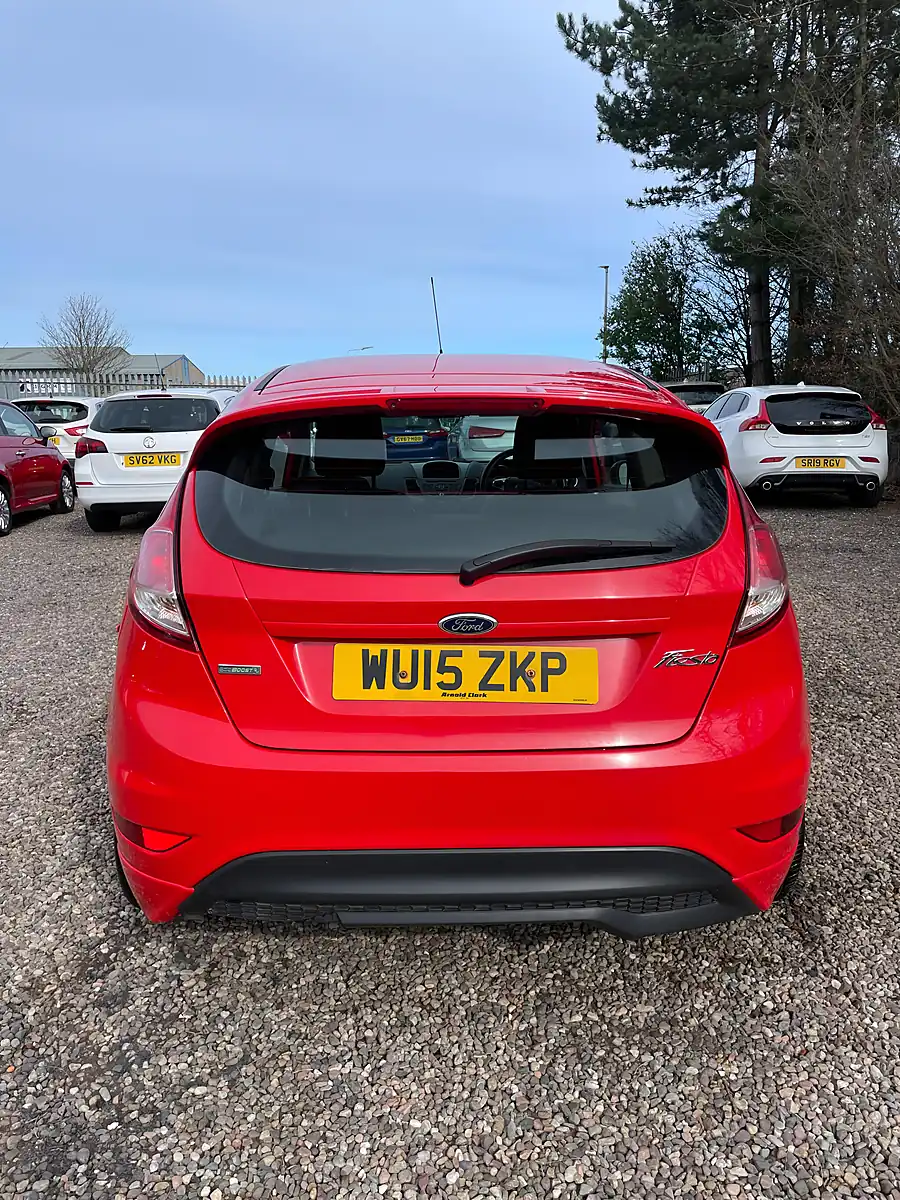 Used 2015 Ford Fiesta Zetec S Red - Interior and Exterior details 10