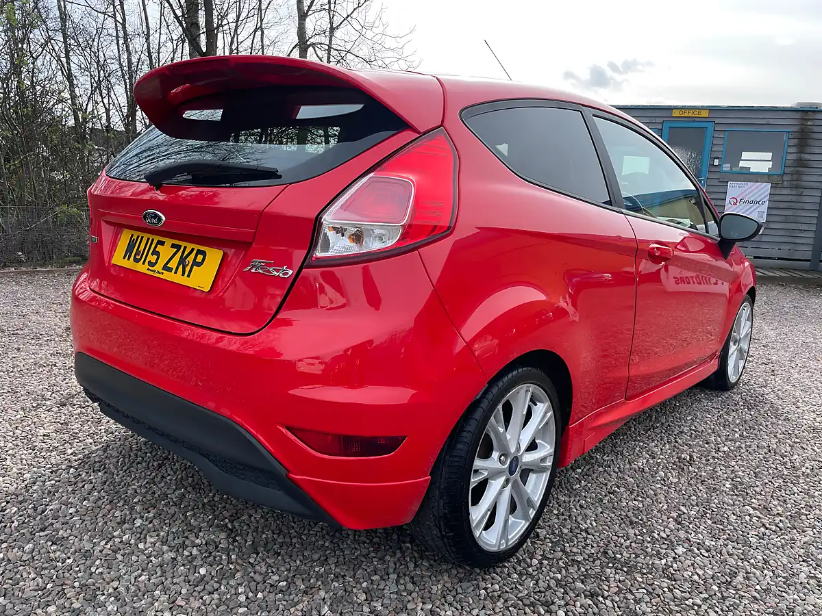 Used 2015 Ford Fiesta Zetec S Red - Interior and Exterior details 3