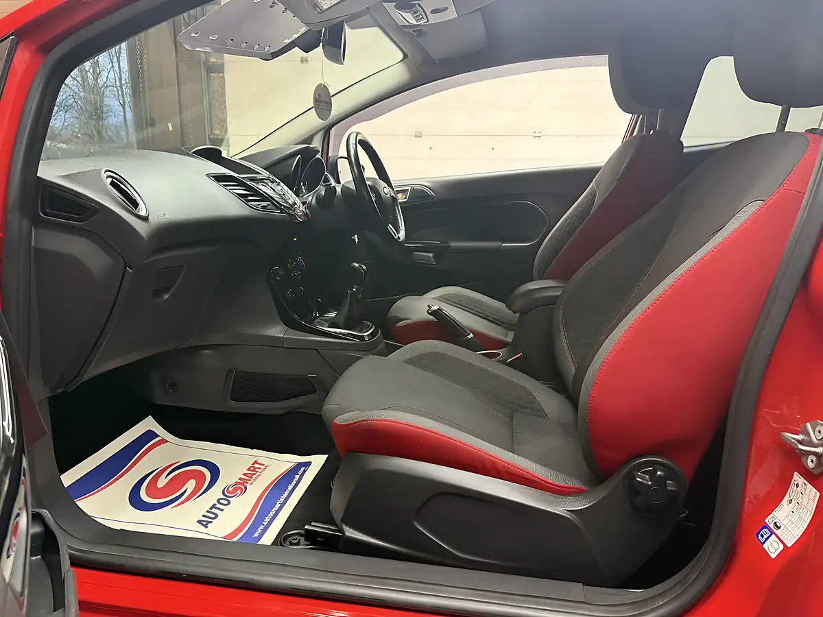 Used 2015 Ford Fiesta Zetec S Red - Interior and Exterior details 10