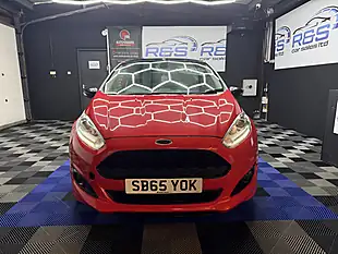 Used 2015 Ford Fiesta Zetec S Red - Interior and Exterior details 4