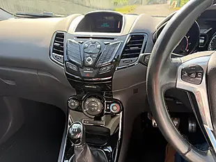 Used 2015 Ford Fiesta Zetec S White - Interior and Exterior details 16
