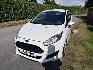 Used 2015 Ford Fiesta Zetec S White - Interior and Exterior details 9