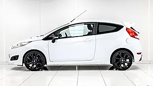 Used 2015 Ford Fiesta Zetec S White - Interior and Exterior details 7