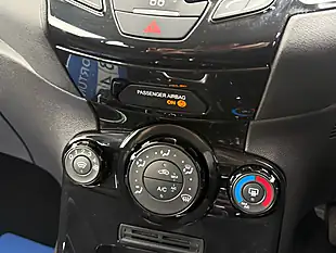 Used 2015 Ford Fiesta Zetec Silver - Interior and Exterior details 14
