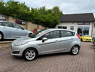 Used 2015 Ford Fiesta Zetec Silver - Interior and Exterior details 5