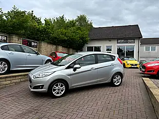 Used 2015 Ford Fiesta Zetec Silver - Interior and Exterior details 6