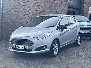 Used 2015 Ford Fiesta Zetec Silver - Interior and Exterior details 3