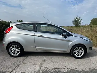 Used 2015 Ford Fiesta Zetec Silver - Interior and Exterior details 2