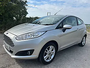 Used 2015 Ford Fiesta Zetec Silver - Interior and Exterior details 8
