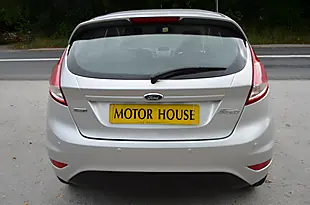 Used 2015 Ford Fiesta Zetec Silver - Interior and Exterior details 4