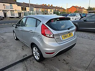 Used 2015 Ford Fiesta Zetec Silver - Interior and Exterior details 6