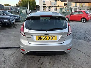 Used 2015 Ford Fiesta Zetec Silver - Interior and Exterior details 7