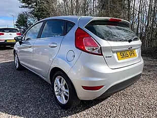 Used 2015 Ford Fiesta Zetec Silver - Interior and Exterior details 4