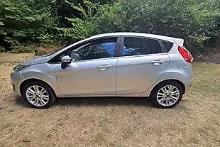 Used 2015 Ford Fiesta Zetec Silver - Interior and Exterior details 4