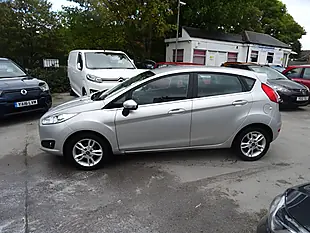 Used 2015 Ford Fiesta Zetec Silver - Interior and Exterior details 7