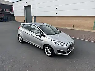 Used 2015 Ford Fiesta Zetec Silver - Interior and Exterior details 12