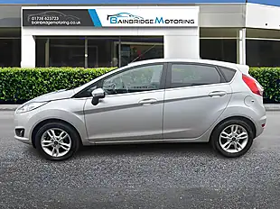 Used 2015 Ford Fiesta Zetec Silver - Interior and Exterior details 6