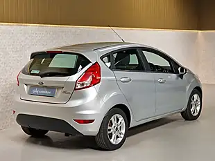 Used 2015 Ford Fiesta Zetec Silver Metallic - Interior and Exterior details 12