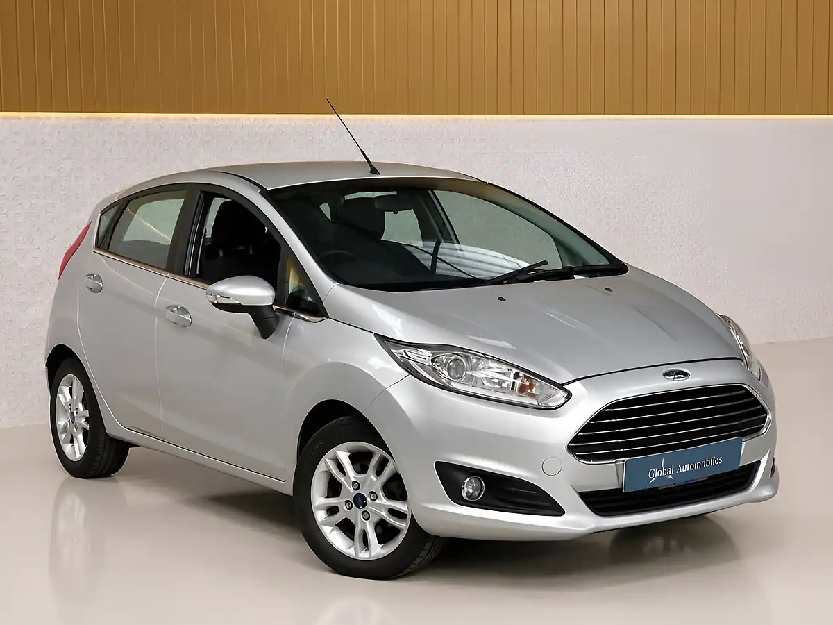Used 2015 Ford Fiesta Zetec Silver Metallic - Interior and Exterior details 13