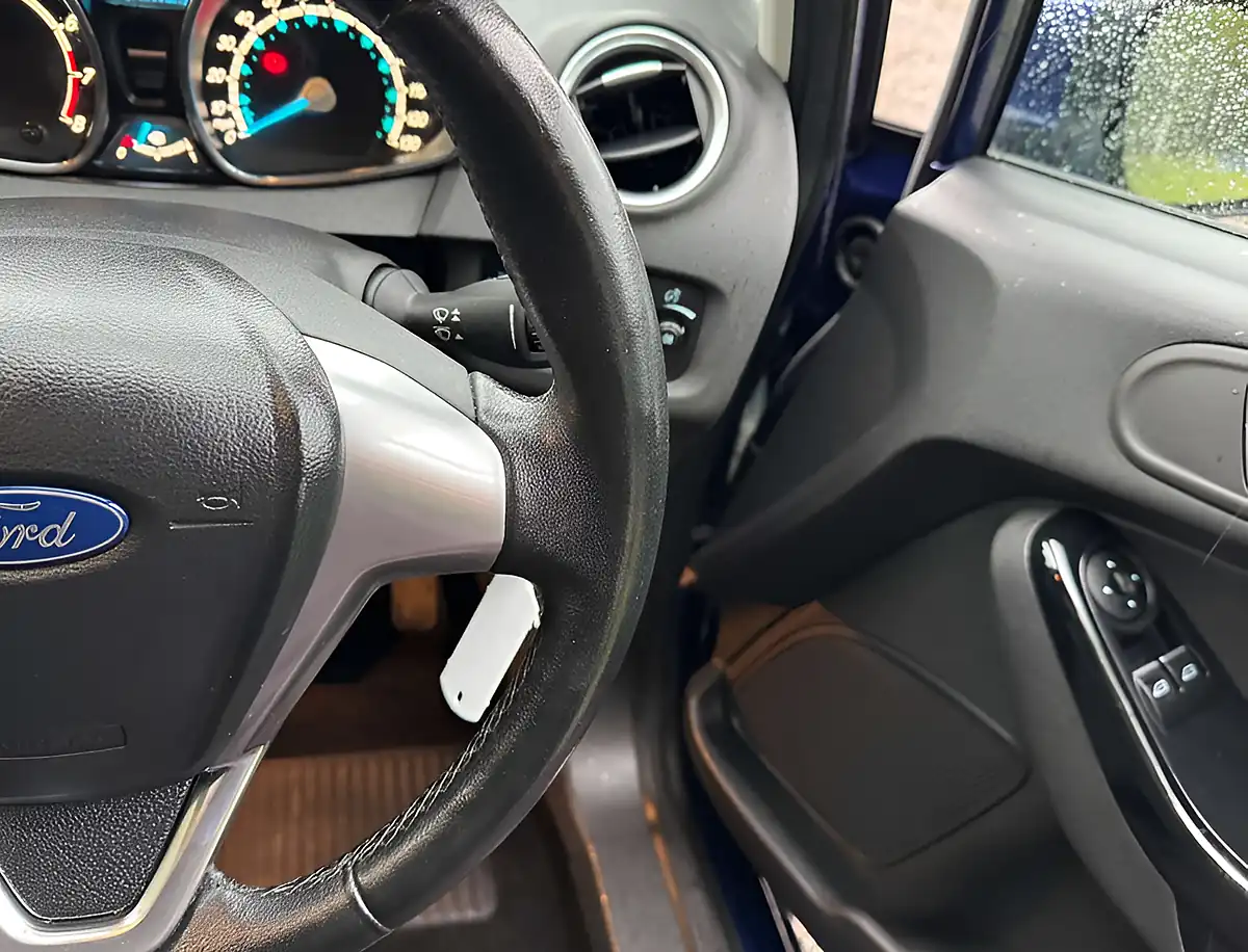 Used 2015 Ford Fiesta Zetec T Blue - Interior and Exterior details 14