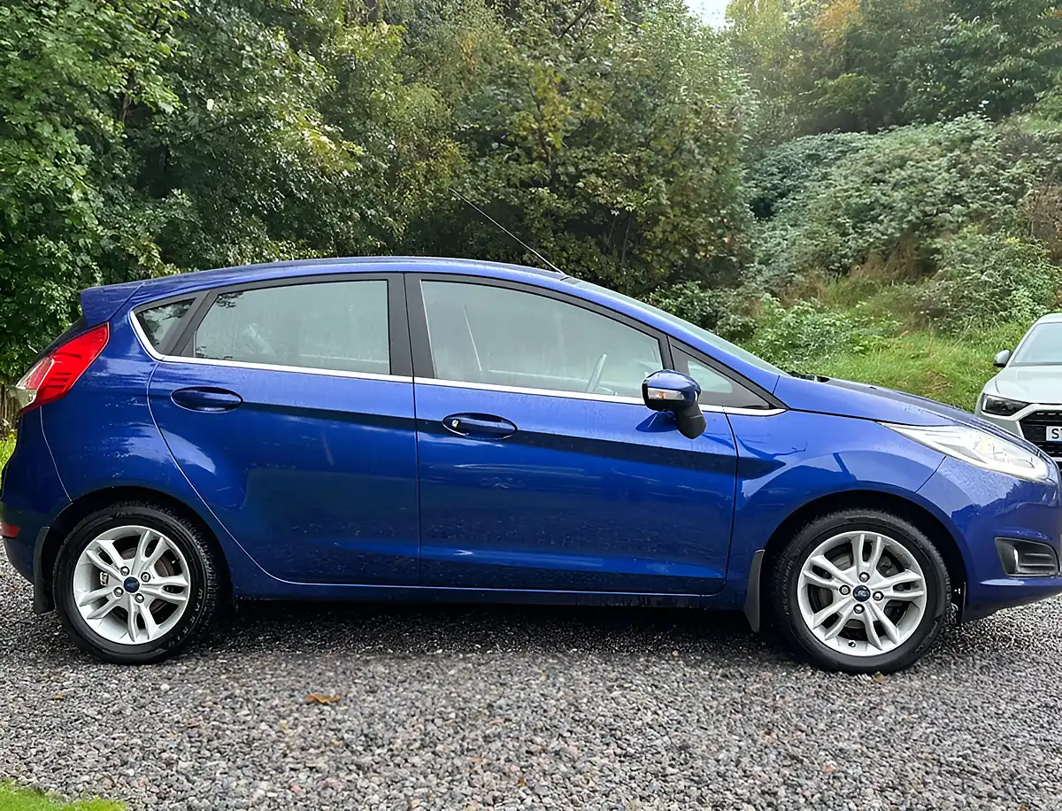 Used 2015 Ford Fiesta Zetec T Blue - Interior and Exterior details 2