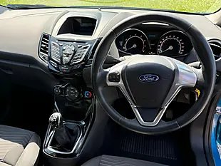 Used 2015 Ford Fiesta Zetec Turquoise - Interior and Exterior details 10