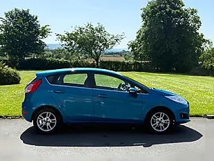 Used 2015 Ford Fiesta Zetec Turquoise - Interior and Exterior details 4