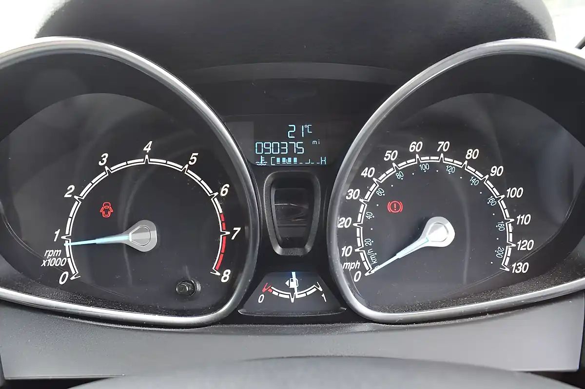 Used 2015 Ford Fiesta Zetec White - Interior and Exterior details 20