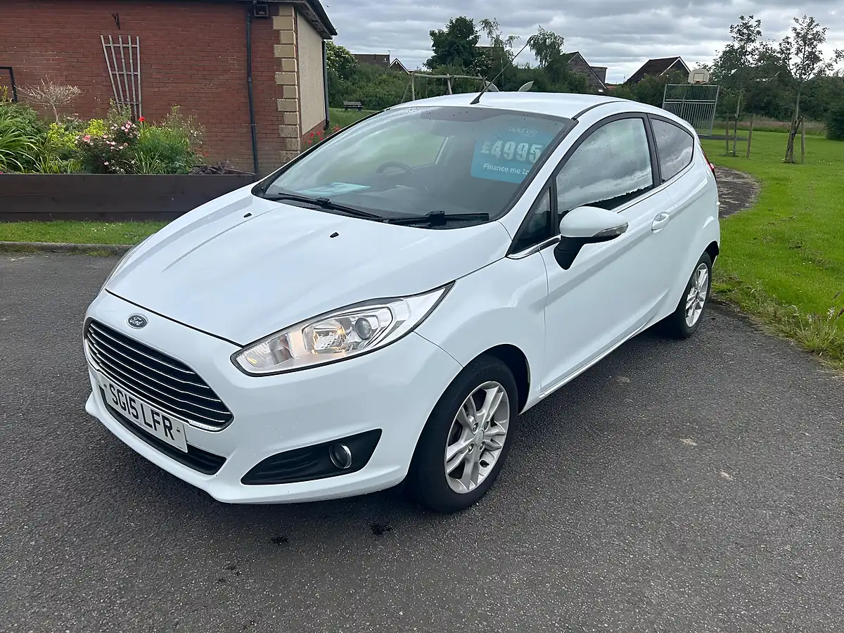 Used 2015 Ford Fiesta Zetec White - Interior and Exterior details 3
